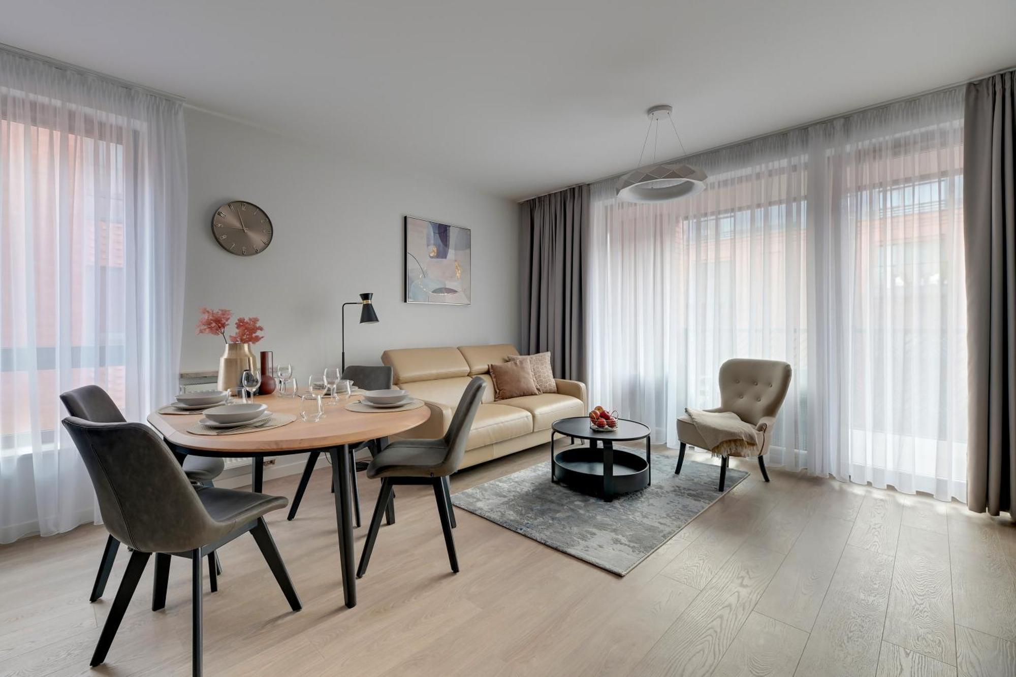 Scala 60H City Center Premium Apartments With Parking By Lion Apartments 格但斯克 外观 照片
