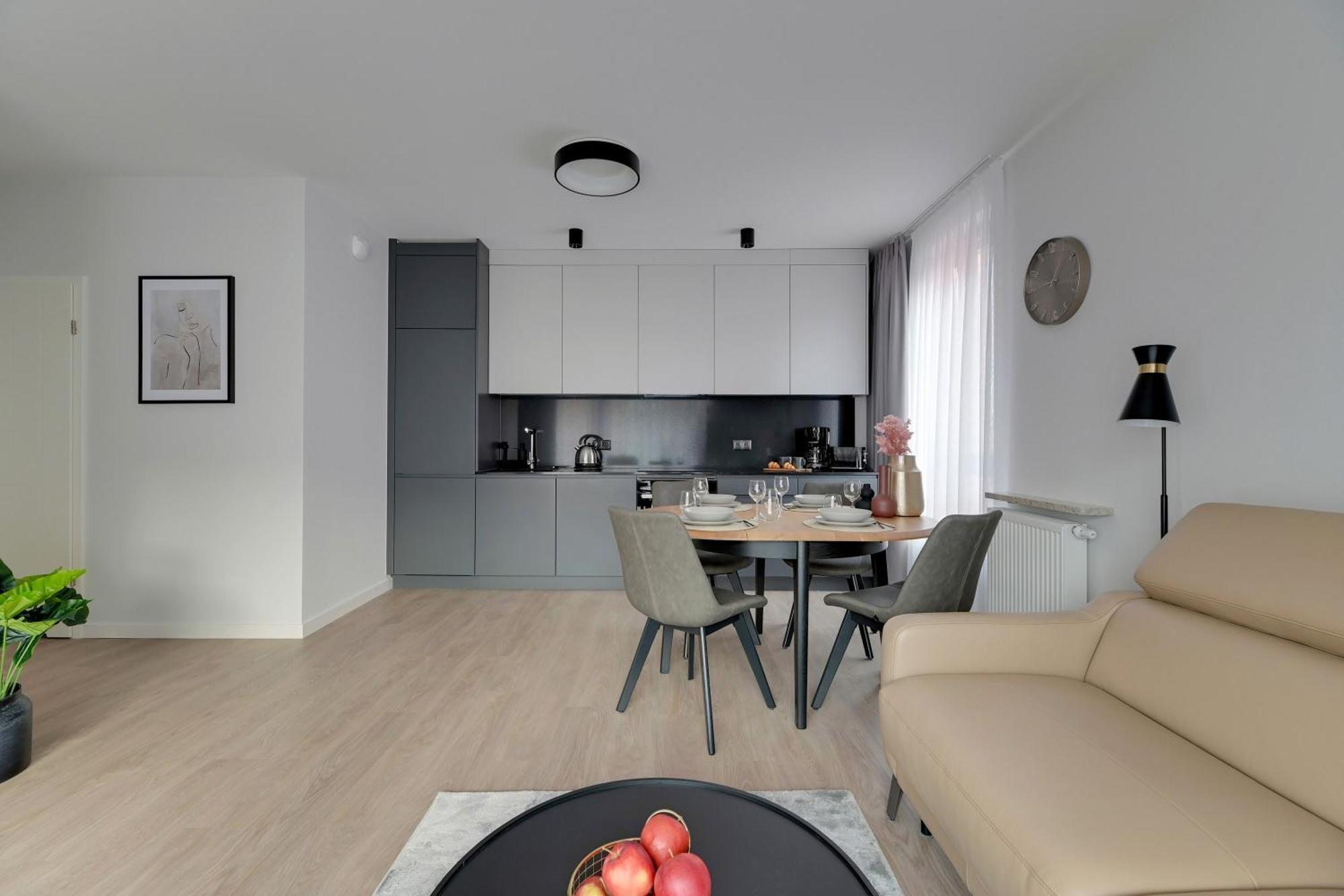 Scala 60H City Center Premium Apartments With Parking By Lion Apartments 格但斯克 外观 照片