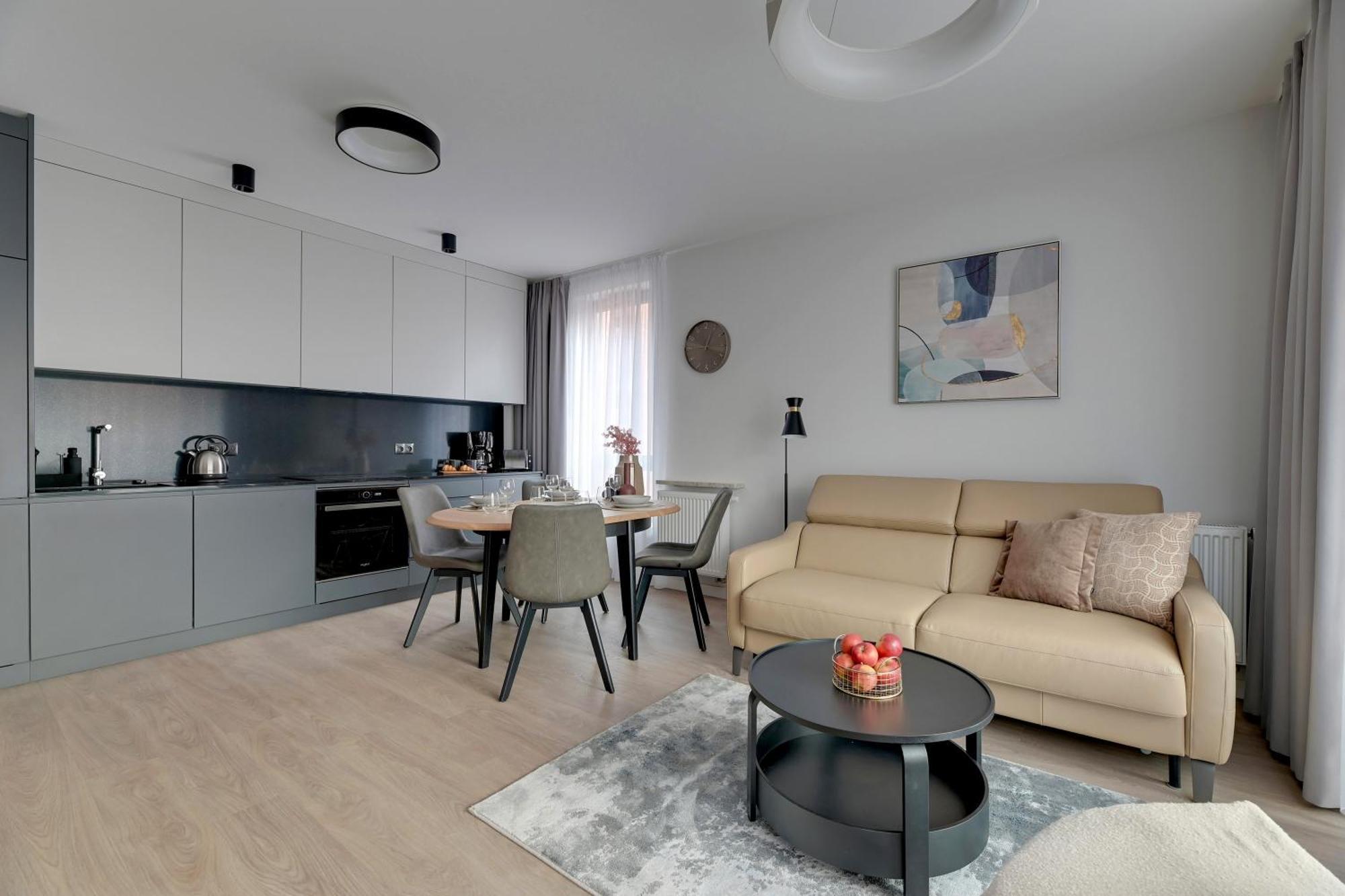 Scala 60H City Center Premium Apartments With Parking By Lion Apartments 格但斯克 外观 照片